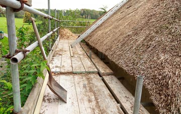 advantages of Bells Yew Green thatch roofing